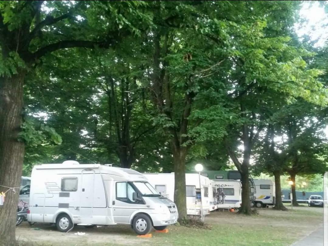Camping No Stress Hotel Como Eksteriør billede